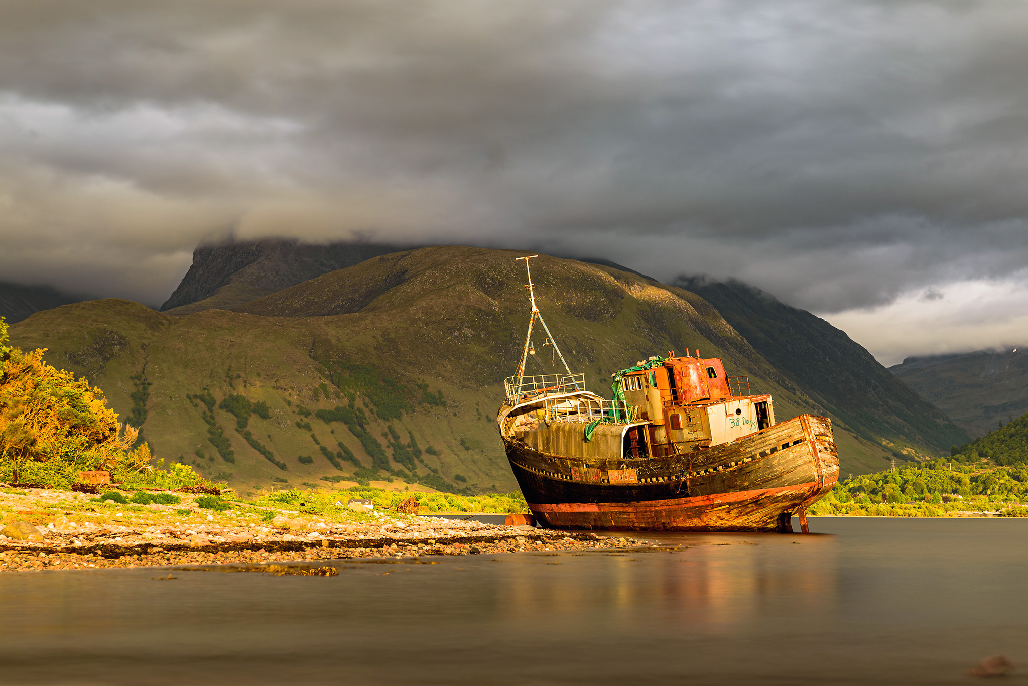 Sunset Shipwreck  – Photography Print Scotland - Skye & Glencoe